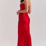 Silk Slimline Dress – Elegant Fit & Flattering Silhouette