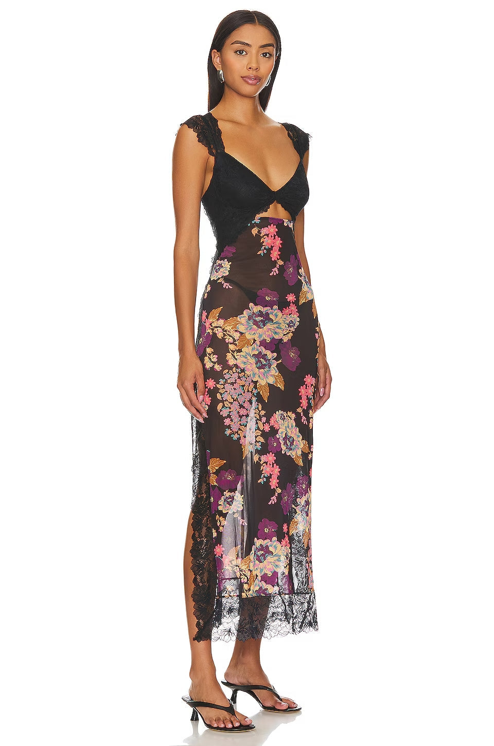 Yinar Maxi Dress